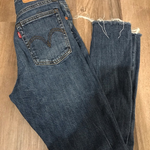 Levi’s - Picture 4 of 4